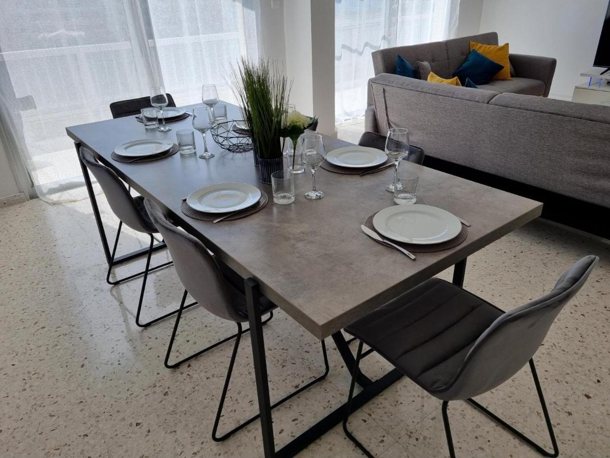 Diamond Sea View Penthouse Lägenhet Paphos Exteriör bild