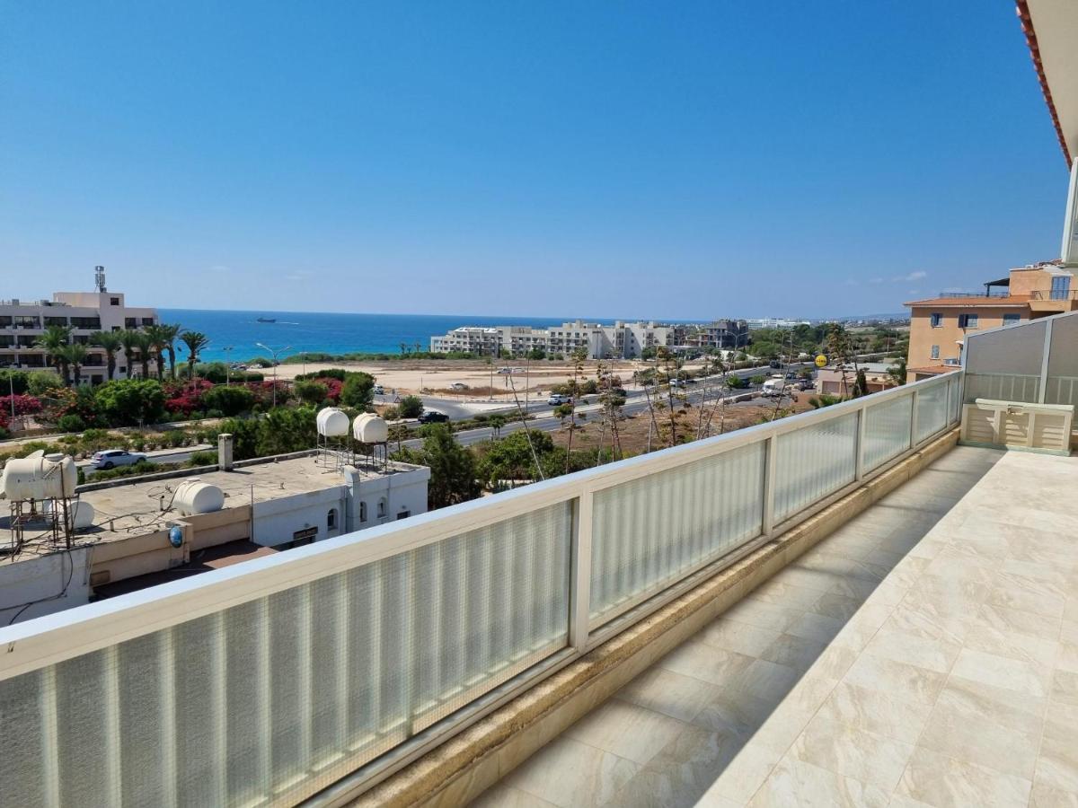 Diamond Sea View Penthouse Lägenhet Paphos Exteriör bild