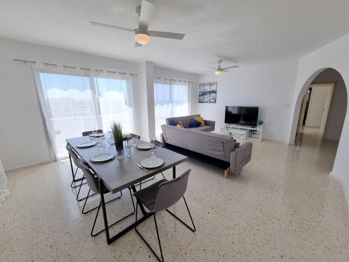 Diamond Sea View Penthouse Lägenhet Paphos Exteriör bild