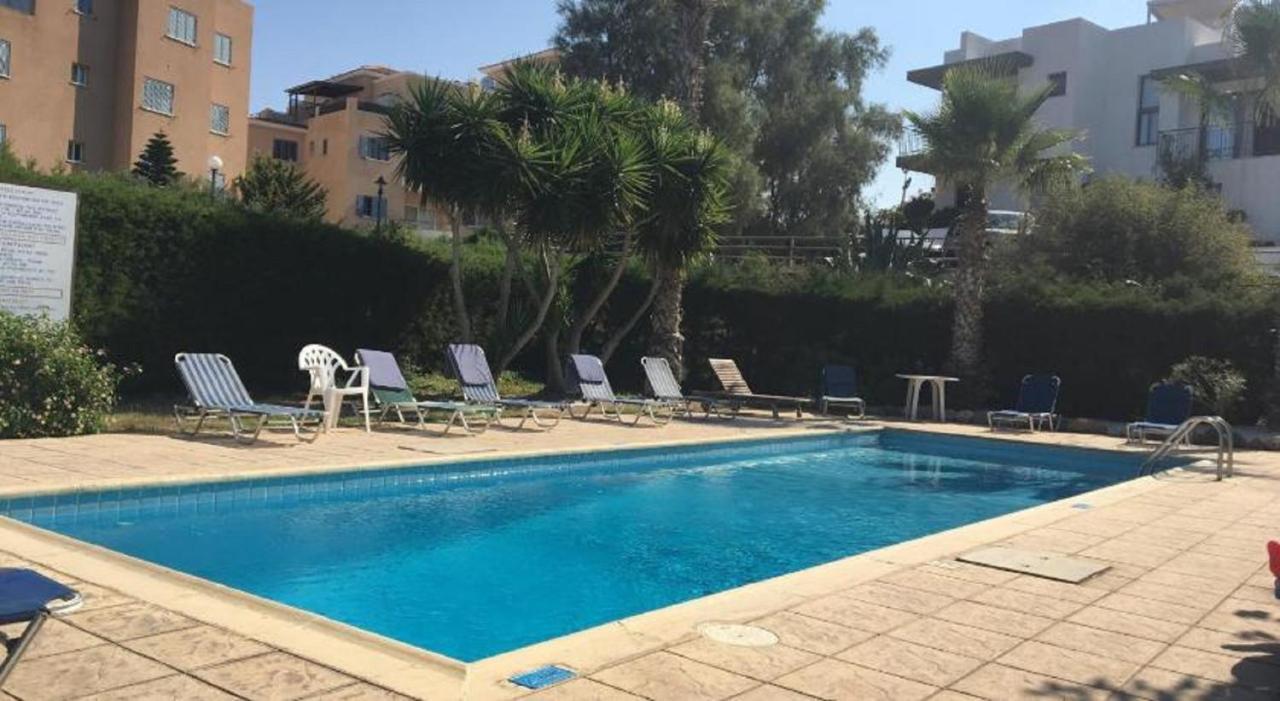 Diamond Sea View Penthouse Lägenhet Paphos Exteriör bild