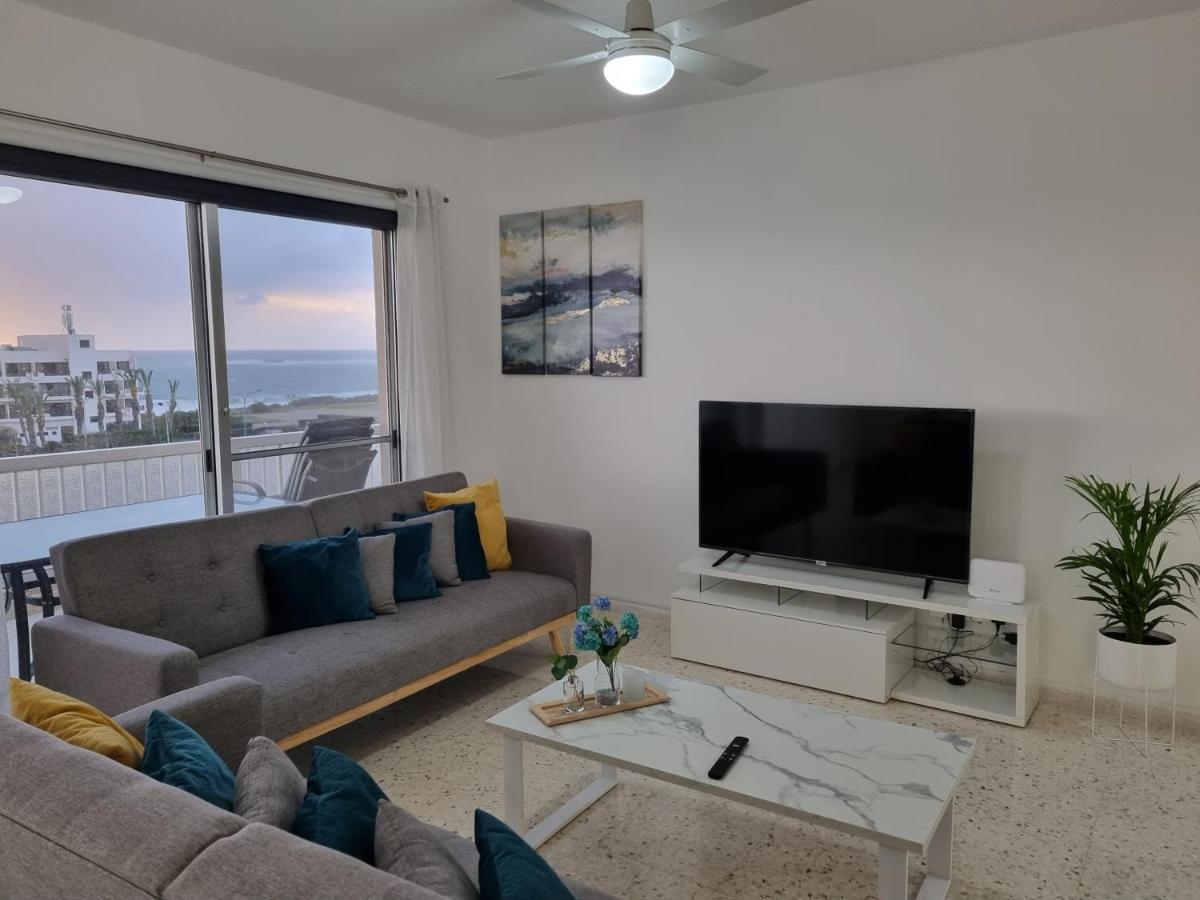 Diamond Sea View Penthouse Lägenhet Paphos Exteriör bild